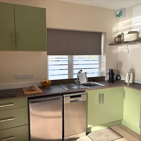 Cosy Two Bedroom Near Rossaveel Ballynahown Derroogh