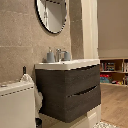 Apartmán Cosy Two Bedroom Near Rossaveel Ballynahown *