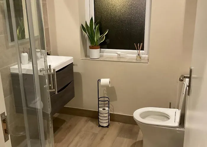 Cosy Two Bedroom Near Rossaveel Ballynahown Apartament