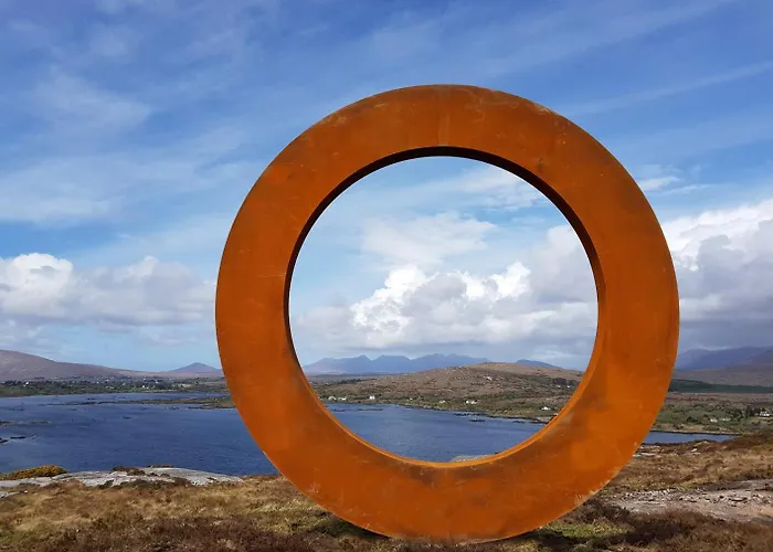 Cosy Two Bedroom Near Rossaveel Ballynahown Apartament *